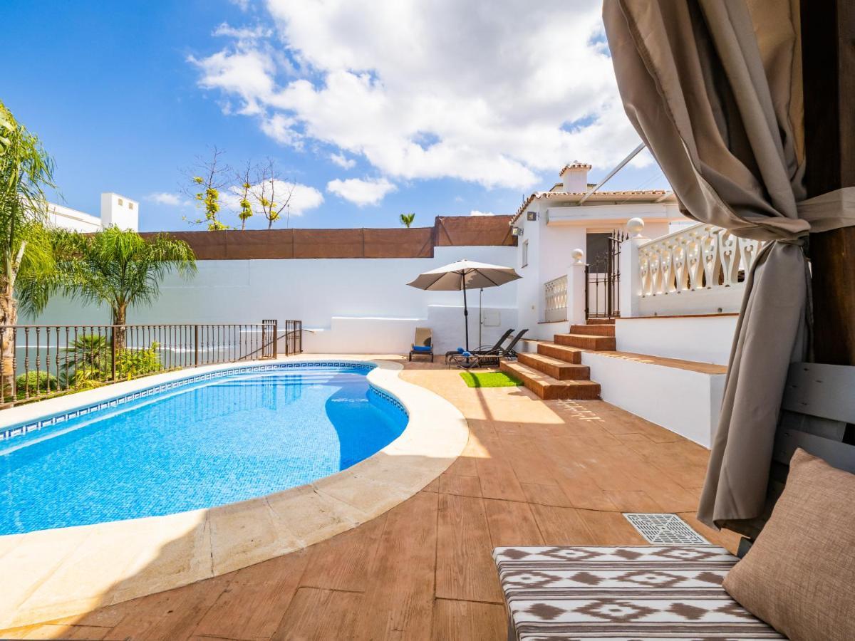 Cubo'S Villa Esmeralda Альхаурин-эль-Гранде Экстерьер фото